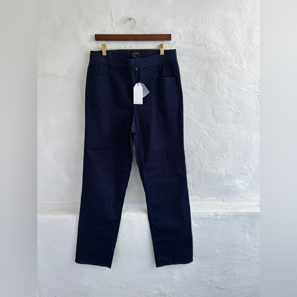 Universal standard ComfortDenim Bootcut Jeans - Picture 11 of 11